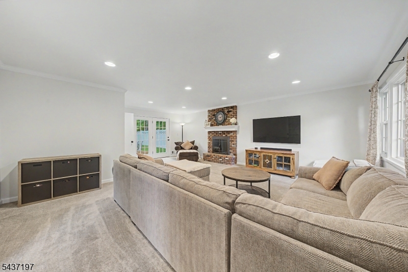 White Meadow Lake - Residential