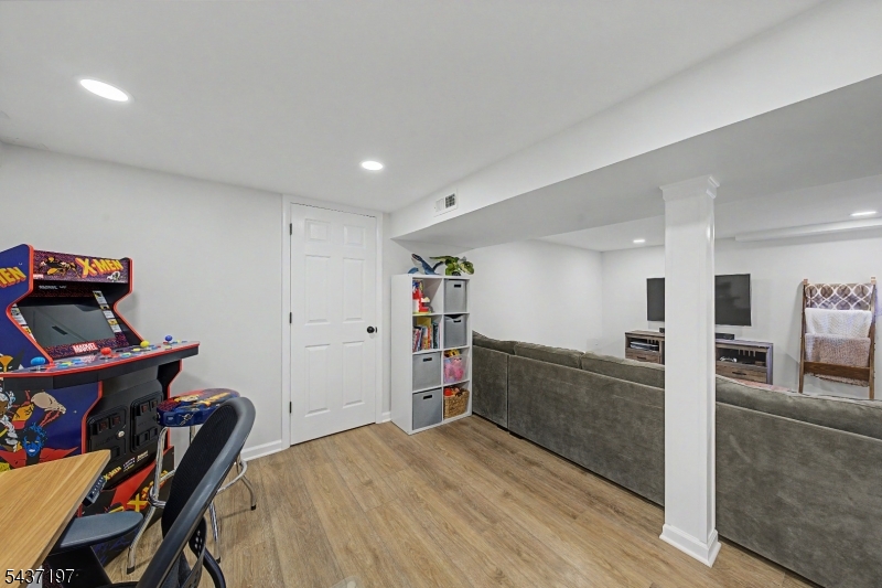 White Meadow Lake - Residential