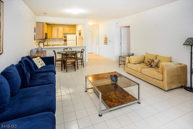Fox Hills - Residential