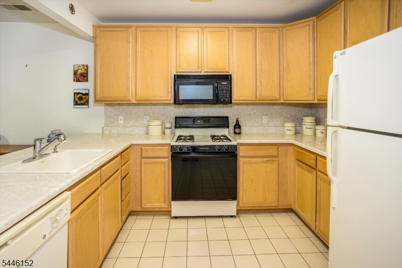 Fox Hills - Residential