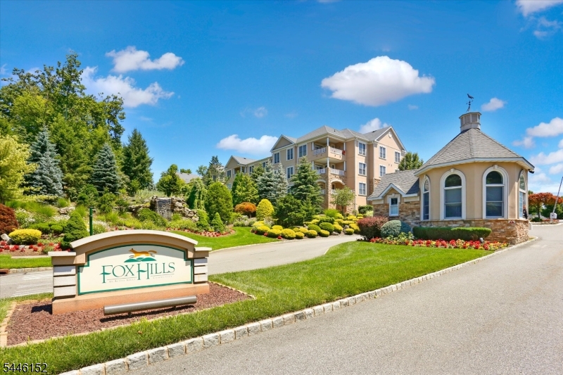 Fox Hills - Residential