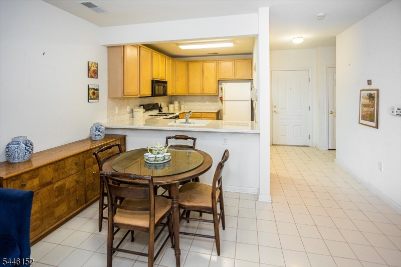 Fox Hills - Residential