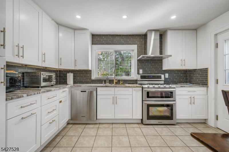 cedarbrook - Residential