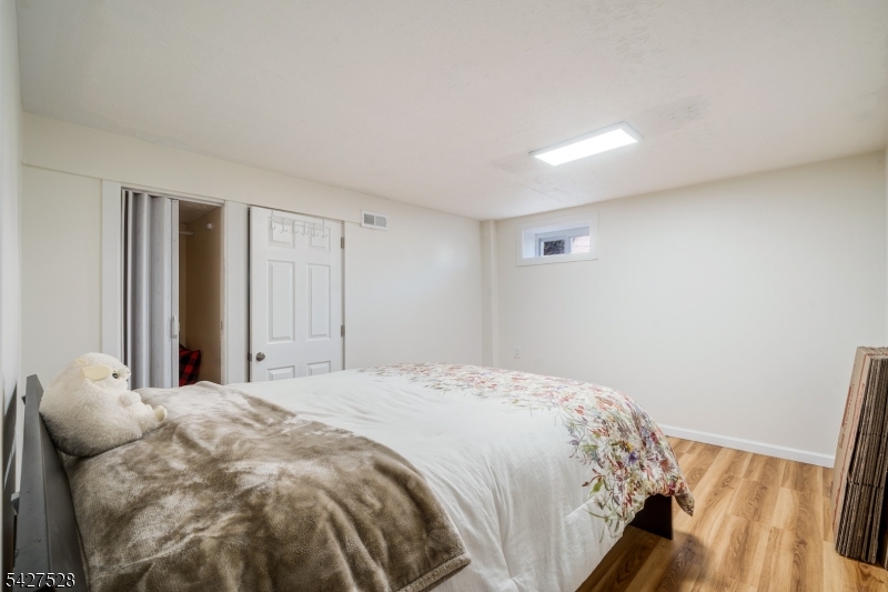cedarbrook - Residential