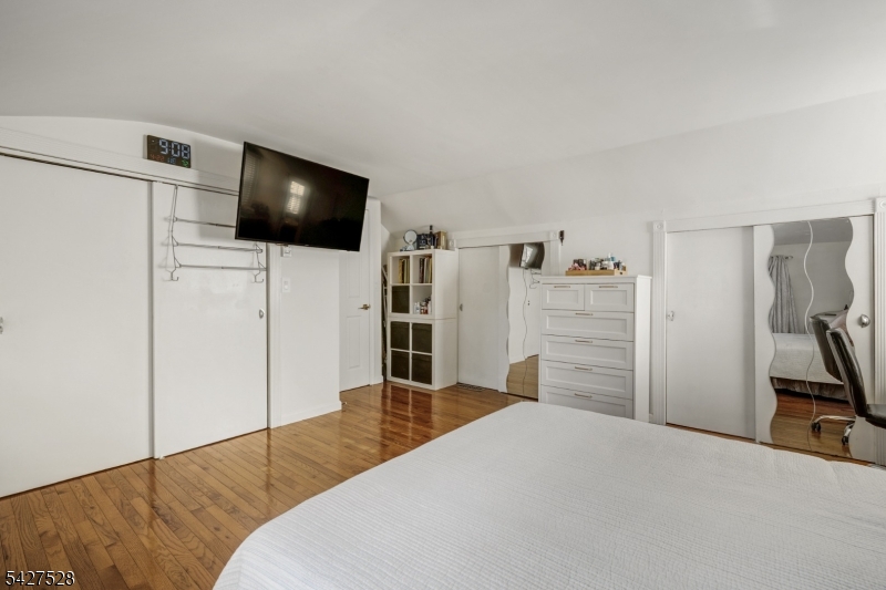 cedarbrook - Residential
