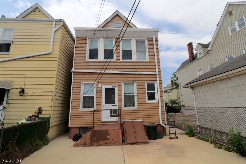 Ironbound - Residential Income