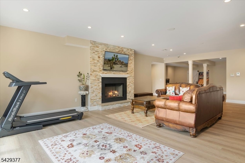 Bel Air - Residential