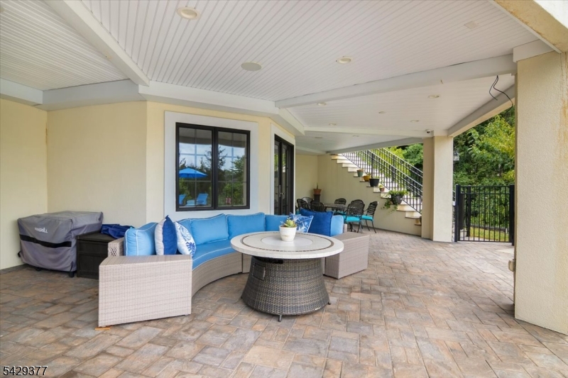Bel Air - Residential