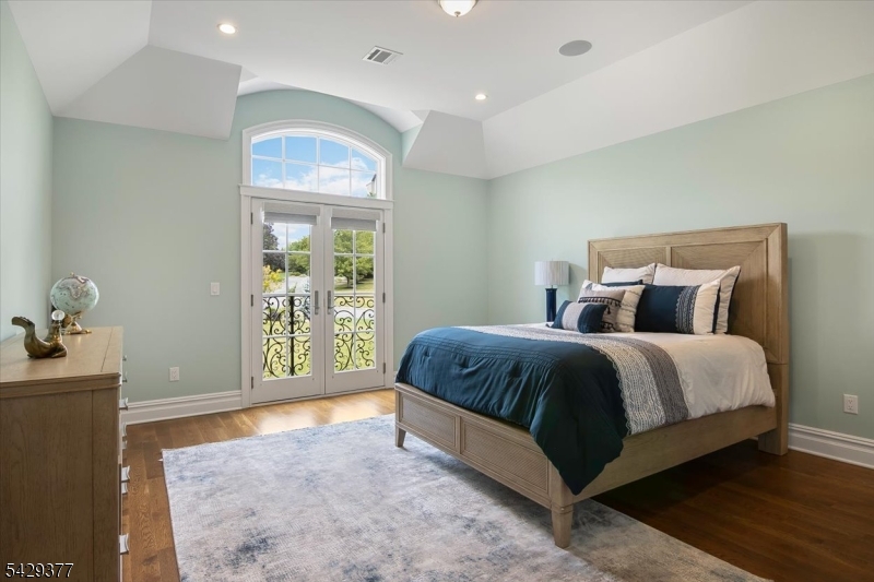 Bel Air - Residential