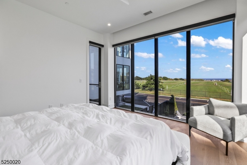 The Reef - Residential