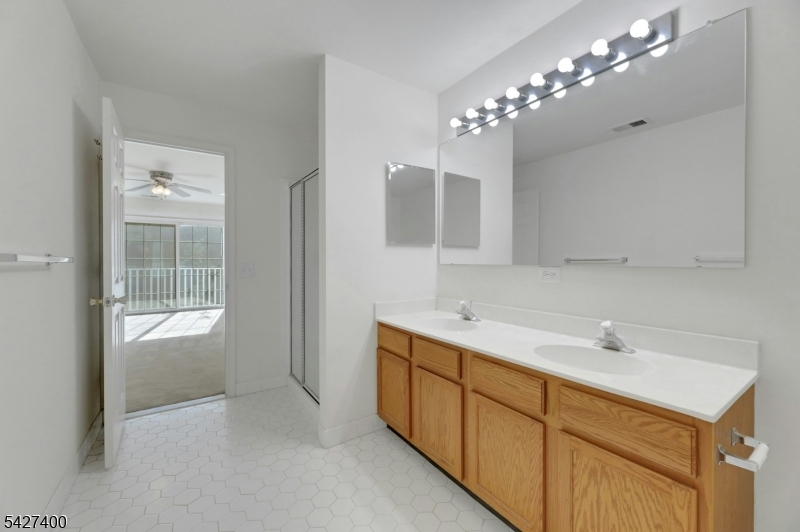 Riverwalk - Residential
