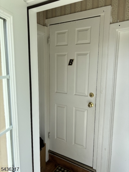 Flats - Residential Lease