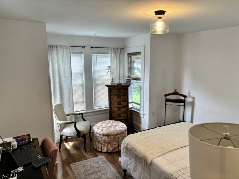 Flats - Residential Lease