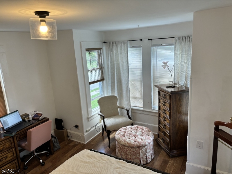 Flats - Residential Lease