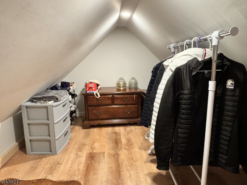 Flats - Residential Lease