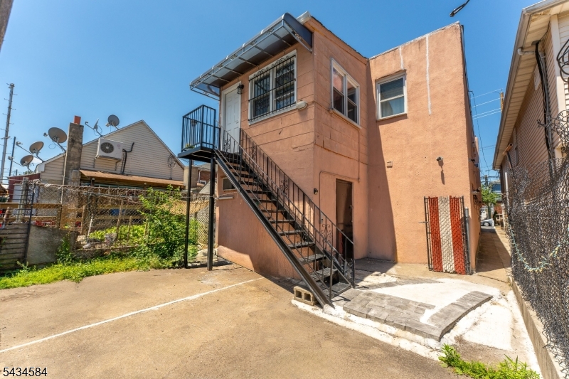 Mattano  Park - Commercial Sale