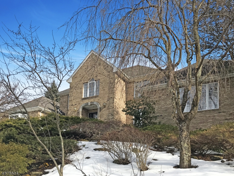 Paramount Estates - Residential
