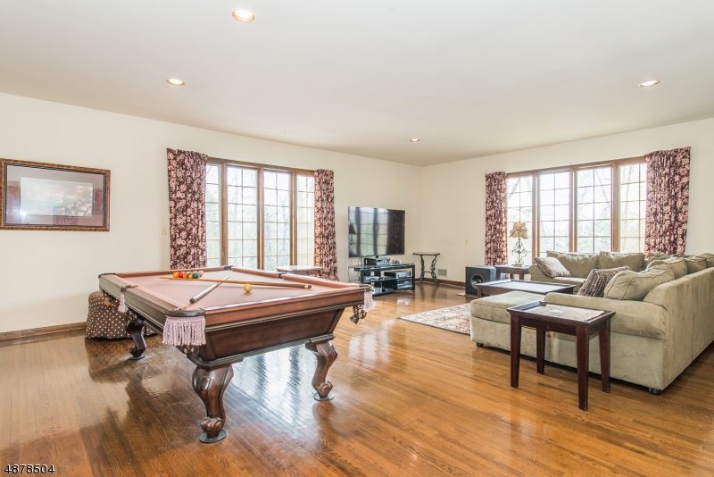 Paramount Estates - Residential
