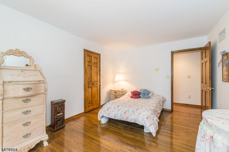Paramount Estates - Residential