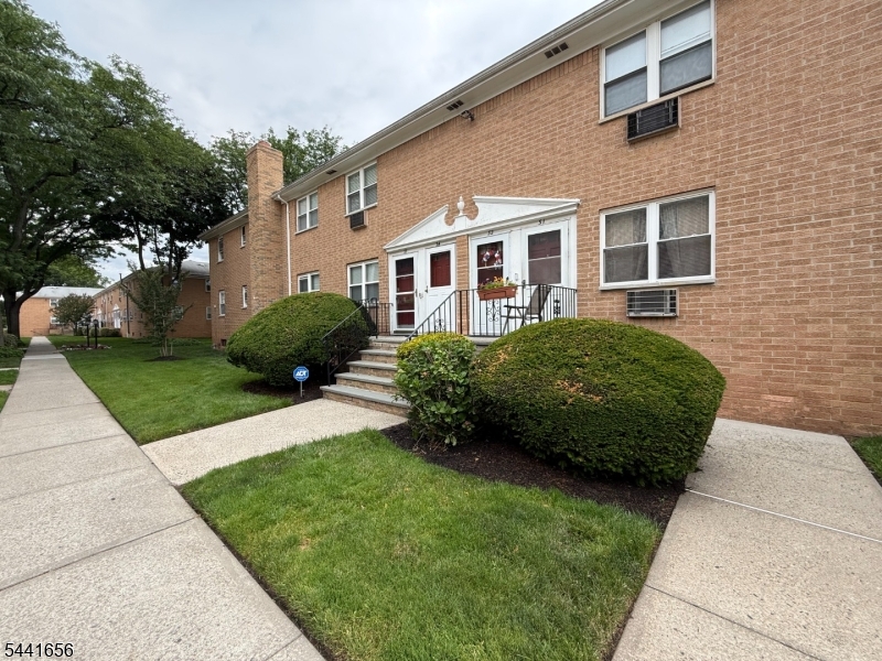 BridgeBrook Condominiums - Residential