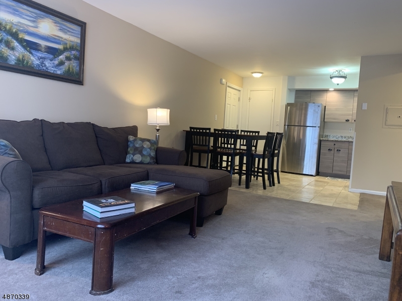 RIDGE GARDENS - Residential