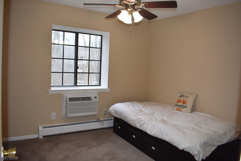 RIDGE GARDENS - Residential