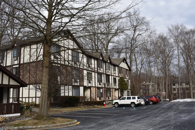 RIDGE GARDENS - Residential