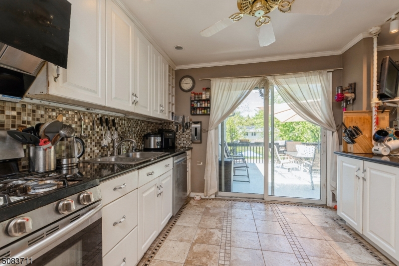 Vail Road - Residential