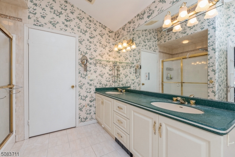 Vail Road - Residential