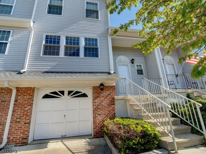 Oak Hill - Residential