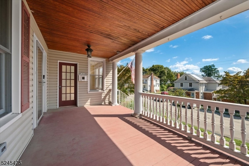Hill Section - Residential Lease