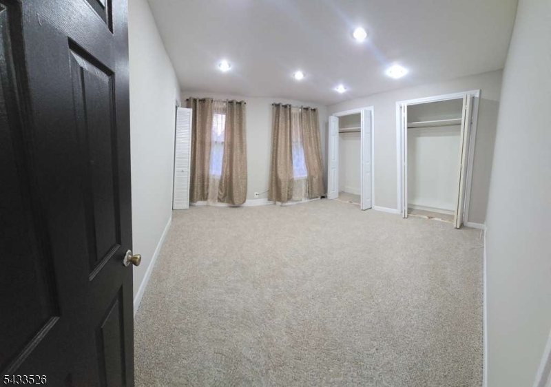 DINNABELL BROS INC PROP - Residential