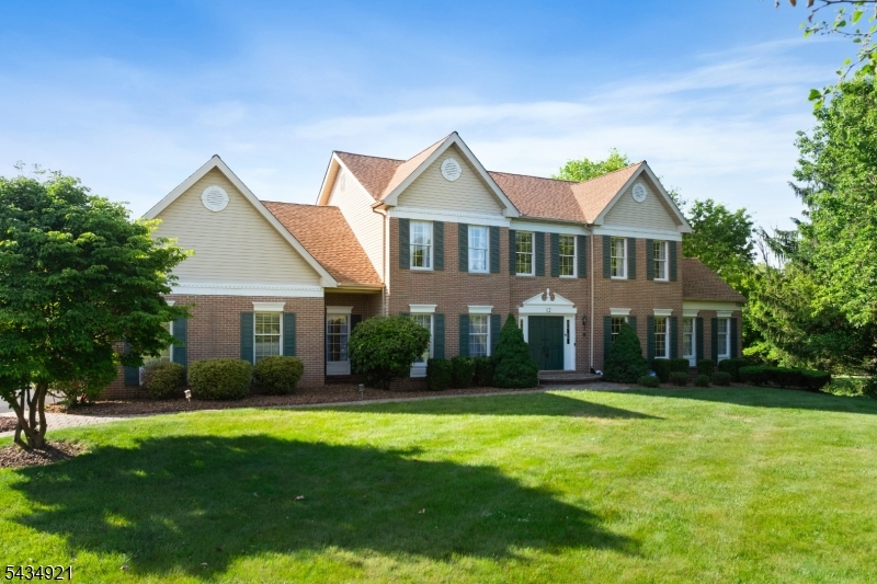 Montgomery Chase - Residential