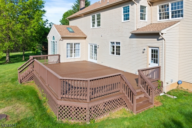 Montgomery Chase - Residential
