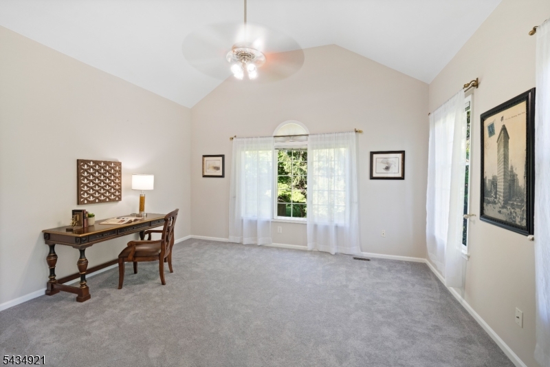 Montgomery Chase - Residential