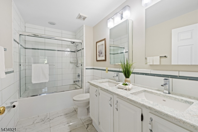 Montgomery Chase - Residential