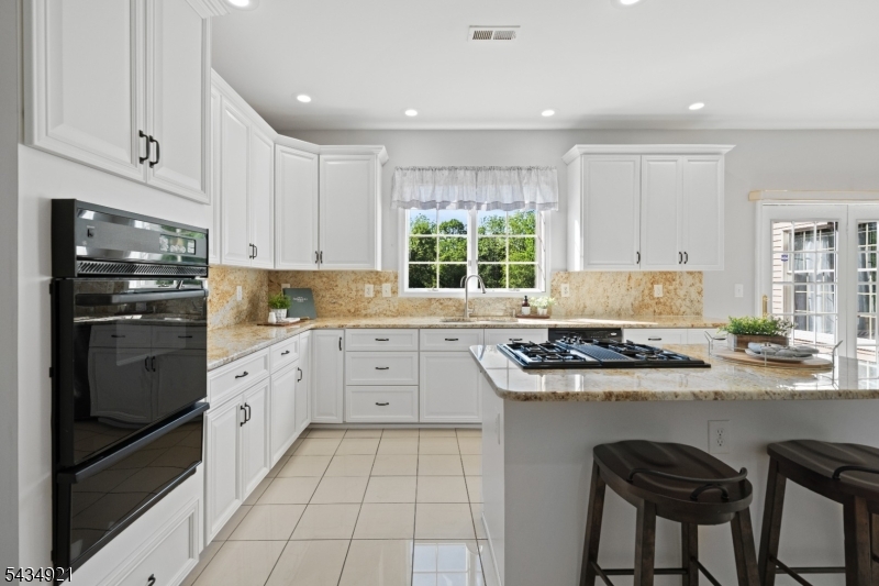 Montgomery Chase - Residential