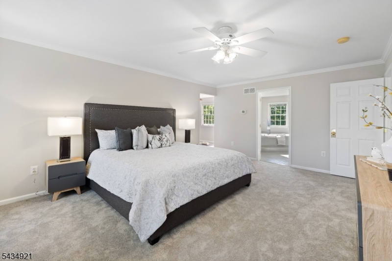 Montgomery Chase - Residential