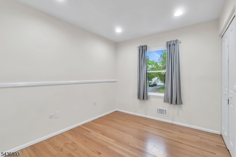 Fox Chase - Residential