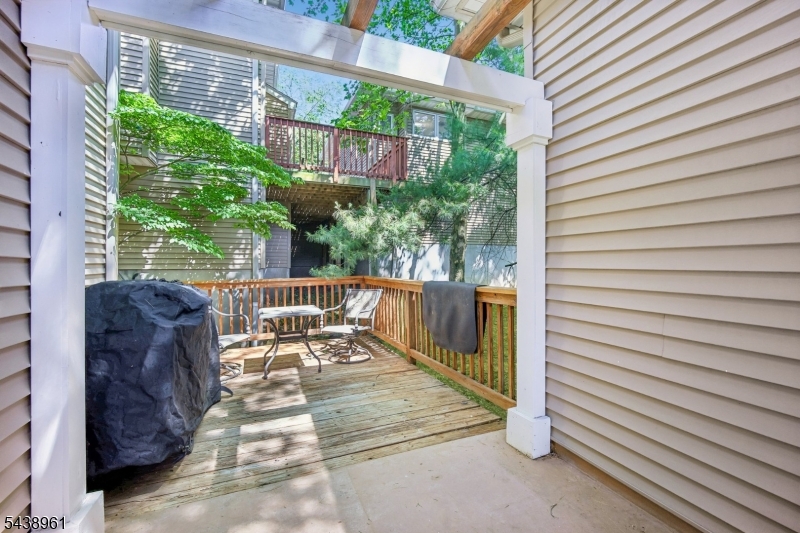 Crystal Woods - Residential