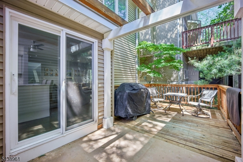 Crystal Woods - Residential
