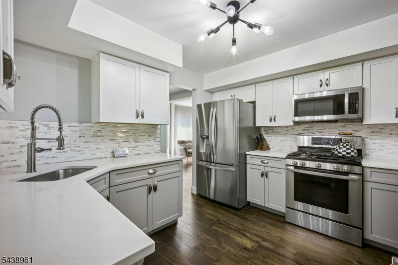 Crystal Woods - Residential