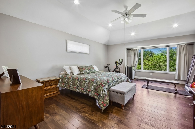Crystal Woods - Residential