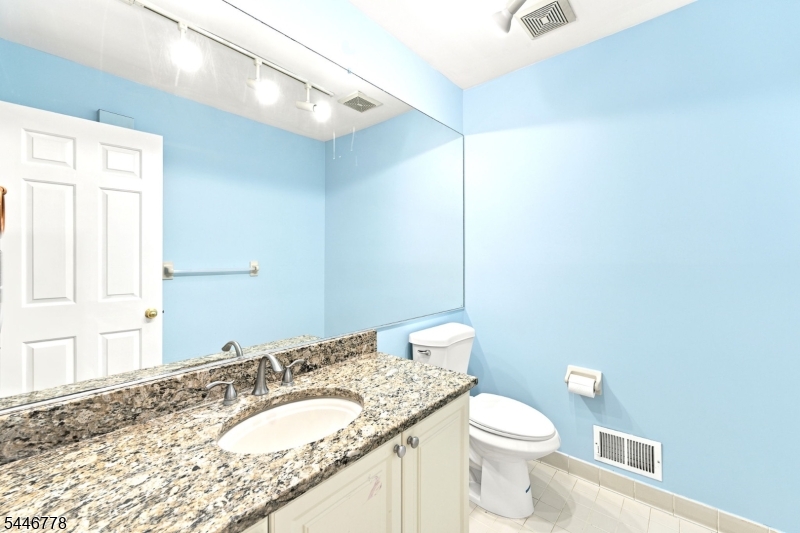 Condo/Coop/Townhouse - Residential