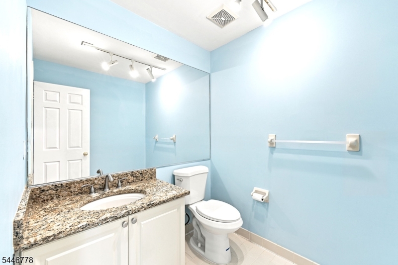 Condo/Coop/Townhouse - Residential