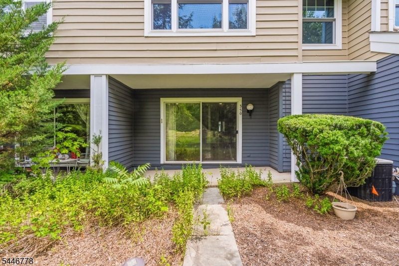 Condo/Coop/Townhouse - Residential