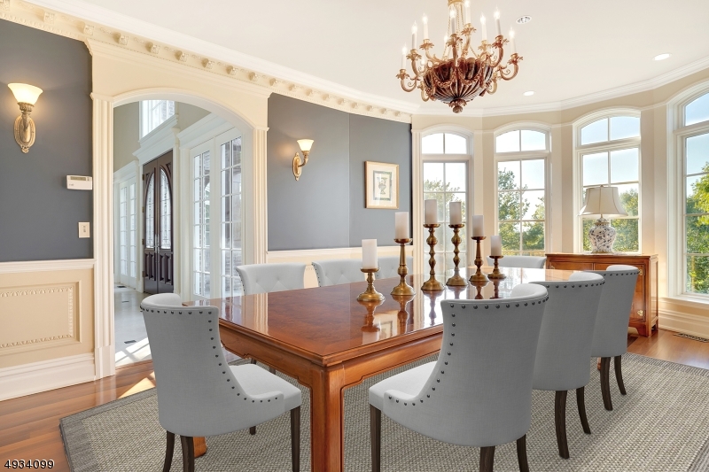 CHESTNUT HILL - Residential