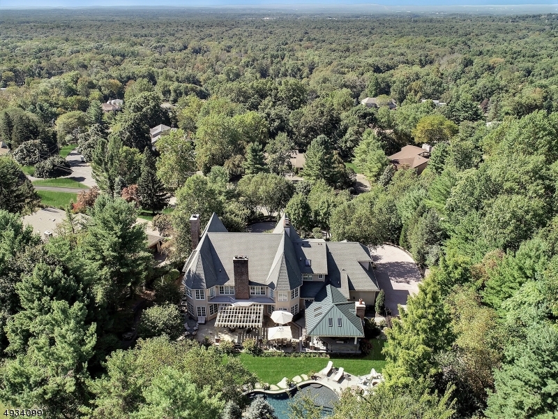 CHESTNUT HILL - Residential