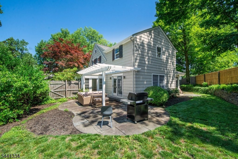 Memorial Field - Residential