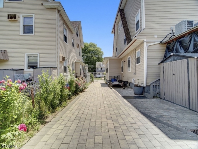 Residential - Residential